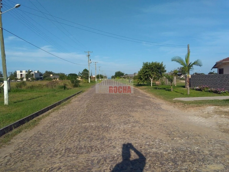 CASA COM TERRENO DE ESQUINA EM PRAIA ARROIO TEIXEIRA!: 26ª foto da galeria de imagens do imóvel