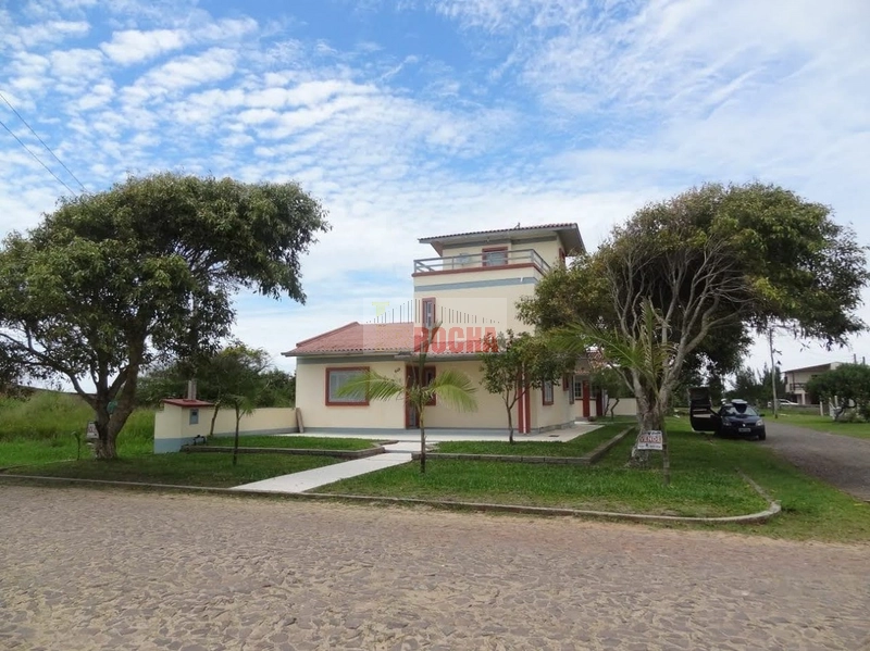 CASA COM TERRENO DE ESQUINA EM PRAIA ARROIO TEIXEIRA!: 22ª foto da galeria de imagens do imóvel