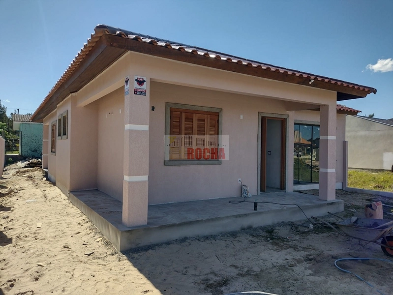 LINDO CASA DE ESQUINA EM PRAIA DE ARROIO TEIXEIRA!: 1ª foto da galeria de imagens do imóvel