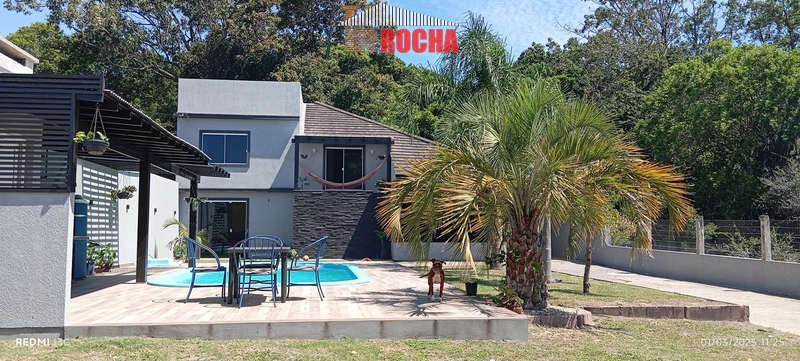 AMPLA CASA COM PISCINA EM PRAIA DE ARROIO TEIXEIRA!: 1ª foto da galeria de imagens do imóvel
