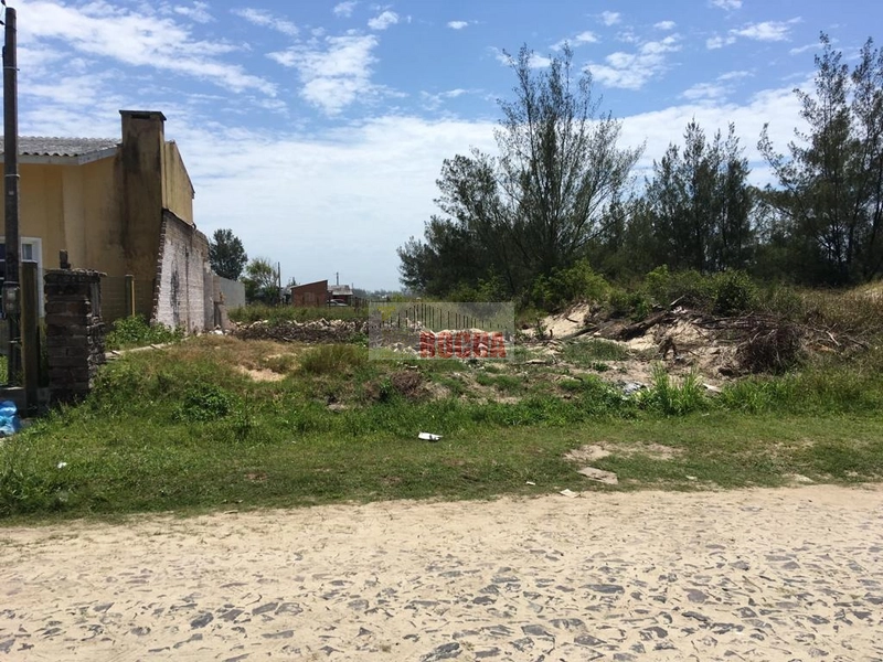 TERRENO BEIRA MAR EM ARROIO TEIXEIRA!: 1ª foto da galeria de imagens do imóvel