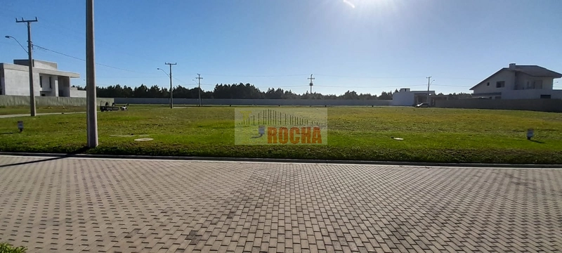 TERRENO EM RUA PRINCIPAL DE CONDOMÍNIO ARENAS!: 7ª foto da galeria de imagens do imóvel