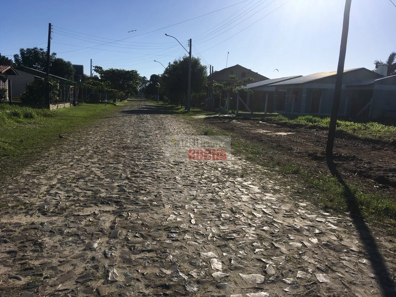 TERRENO DE ESQUINA 4 QUATRO QUADRAS DO MAR!: 12ª foto da galeria de imagens do imóvel