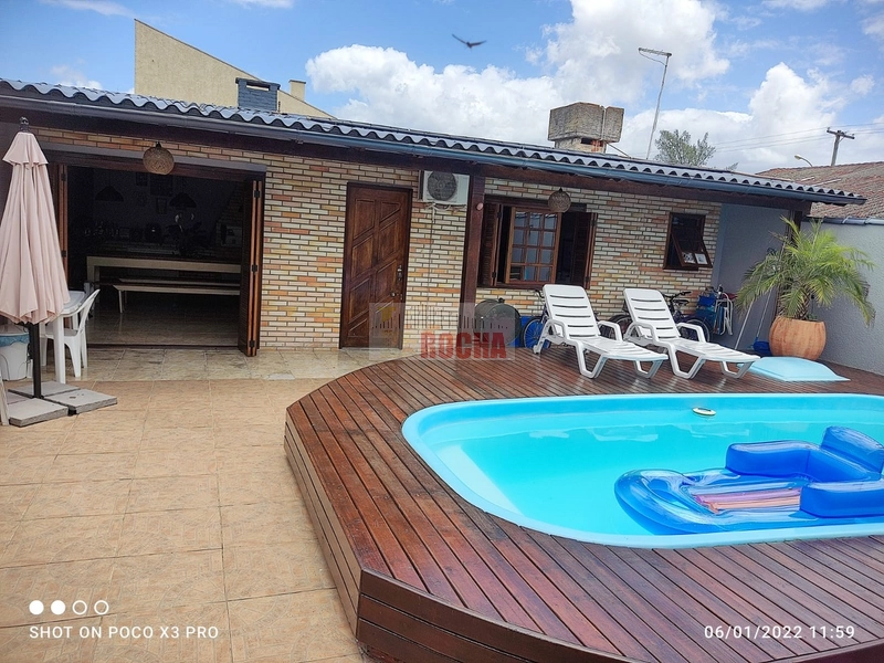 LINDA CASA COM PISCINA AQUECIDA!: 7ª foto da galeria de imagens do imóvel
