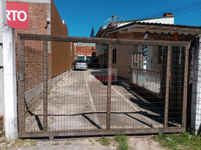 INVISTA! UMA CASA RESIDENCIAL E 8 APARTAMENTOS EM CAPÃO DA CANOA!: 5ª foto da galeria de imagens do imóvel