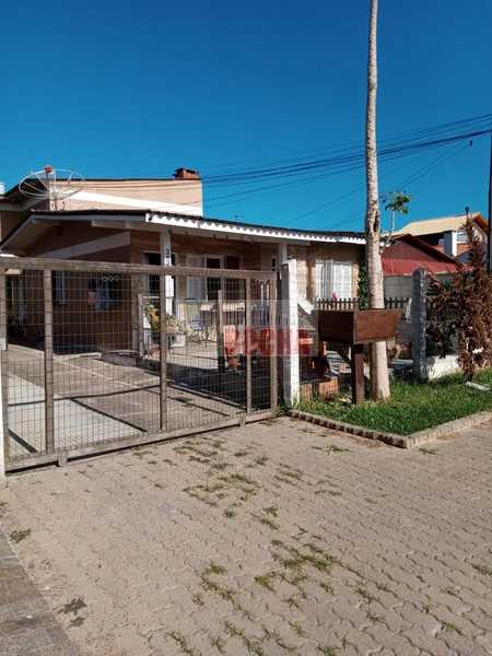 INVISTA! UMA CASA RESIDENCIAL E 8 APARTAMENTOS EM CAPÃO DA CANOA!: 2ª foto da galeria de imagens do imóvel