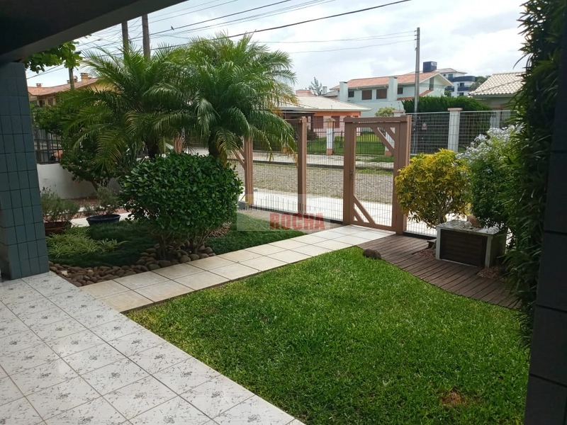 LINDA E AMPLA CASA EM PRAIA DE CAPÃO DA CANOA!: 7ª foto da galeria de imagens do imóvel