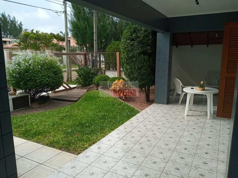 LINDA E AMPLA CASA EM PRAIA DE CAPÃO DA CANOA!: 8ª foto da galeria de imagens do imóvel
