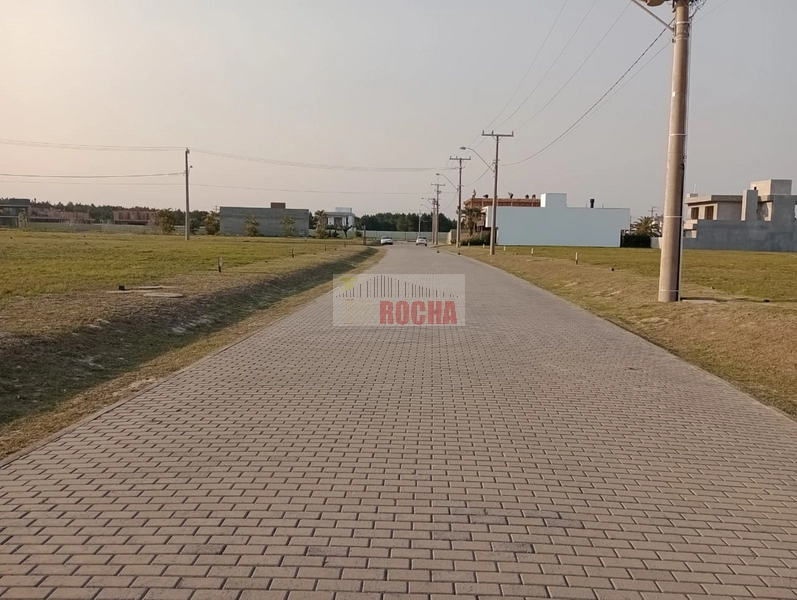 TERRENO EM CONDOMÍNIOM ARENAS!: 3ª foto da galeria de imagens do imóvel