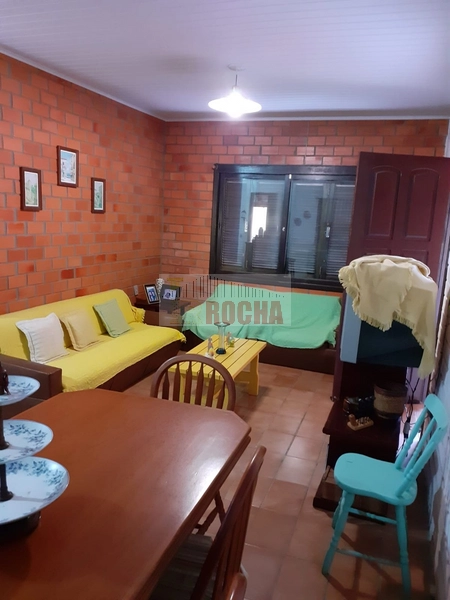 Linda casa a meia quadra do mar!: 15ª foto da galeria de imagens do imóvel
