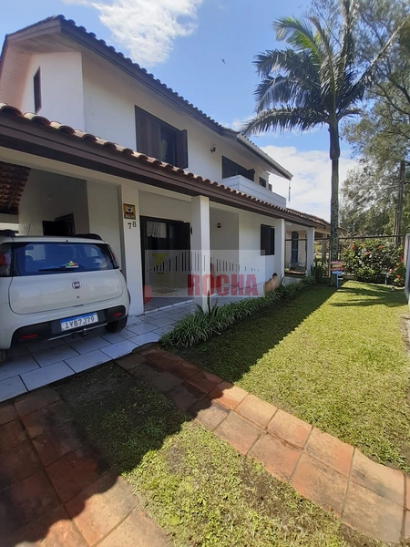 Lindo sobrado a meia quadra do mar!: 5ª foto da galeria de imagens do imóvel
