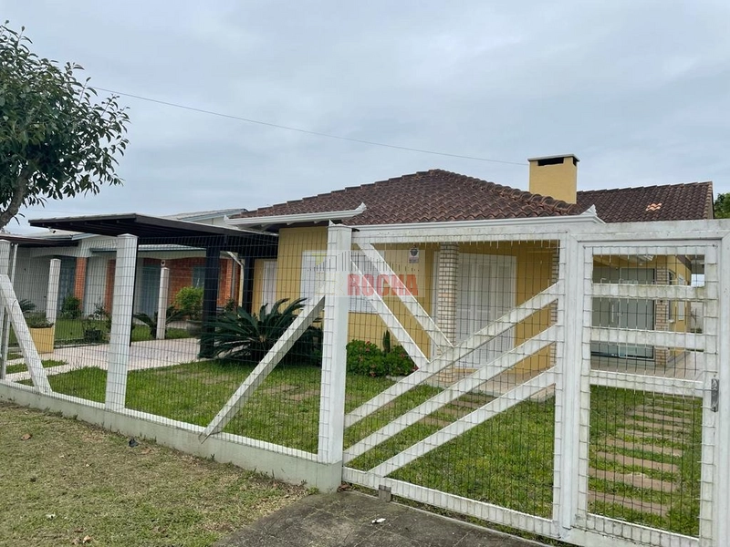 AMPLA CASA PRÓXIMA AO MAR EM ARROIO TEIXEIRA!: 5ª foto da galeria de imagens do imóvel