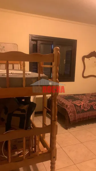 Sobrado de esquina a meia quadra do mar!: 17ª foto da galeria de imagens do imóvel