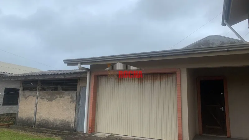 Sobrado de esquina a meia quadra do mar!: 36ª foto da galeria de imagens do imóvel