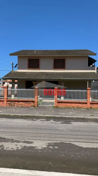 Sobrado de esquina a meia quadra do mar!: 43ª foto da galeria de imagens do imóvel