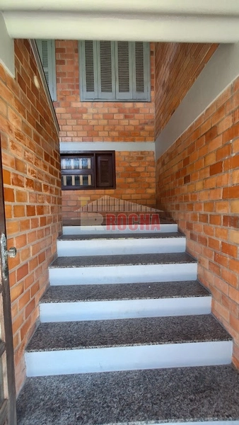 LINDO SOBRADO PRÓXIMO AO MAR!: 3ª foto da galeria de imagens do imóvel