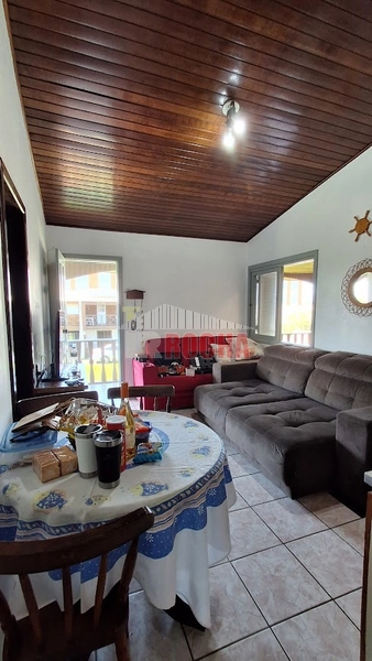 LINDO SOBRADO PRÓXIMO AO MAR!: 10ª foto da galeria de imagens do imóvel