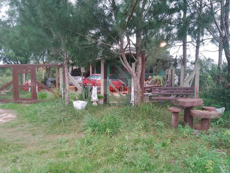 CASA DE MADEIRA EM BALNEÁRIO MIRAMAR!: 1ª foto da galeria de imagens do imóvel