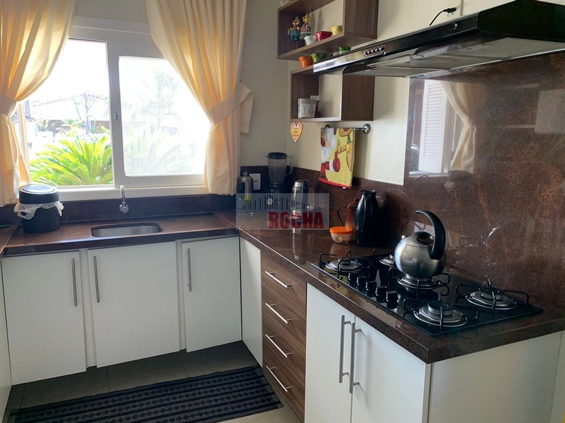 CASA COM LAJE A UMA QUADRAS DO MAR EM PRAIA ARROIO TEIXEIRA!: 21ª foto da galeria de imagens do imóvel