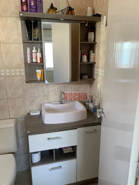 CASA COM LAJE A UMA QUADRAS DO MAR EM PRAIA ARROIO TEIXEIRA!: 12ª foto da galeria de imagens do imóvel