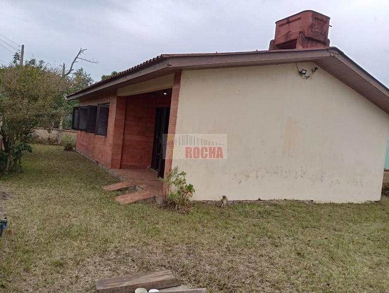 CASA PERTO DO MAR EM BALNEÁRIO PÉROLA!!: 3ª foto da galeria de imagens do imóvel