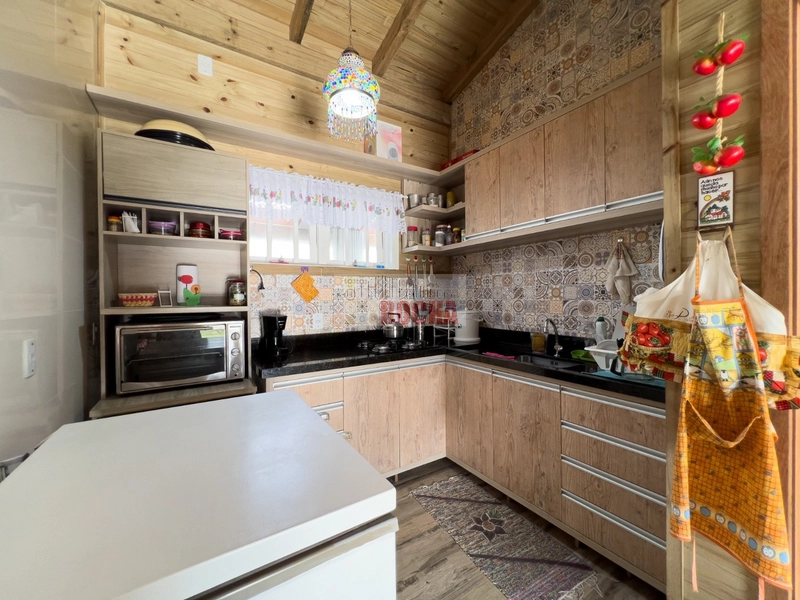 CASA À POUCOS METROS DO MAR!: 3ª foto da galeria de imagens do imóvel
