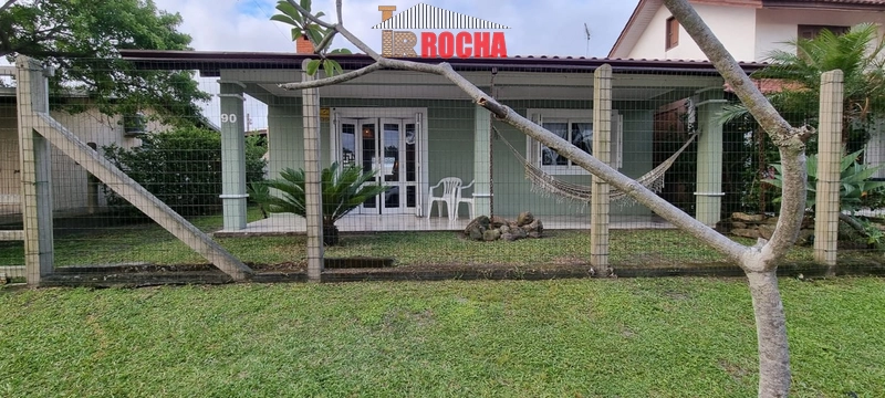 CASA COM PISCINA PRÓXIMO DO MAR EM ARROIO TEIXEIRA!: 3ª foto da galeria de imagens do imóvel