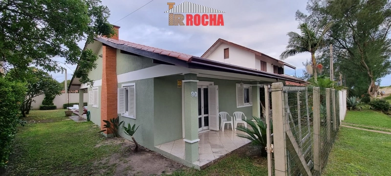CASA COM PISCINA PRÓXIMO DO MAR EM ARROIO TEIXEIRA!: 4ª foto da galeria de imagens do imóvel