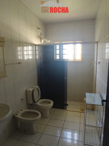 CASA COM LAJE A UMA QUADRA DO MAR!: 15ª foto da galeria de imagens do imóvel