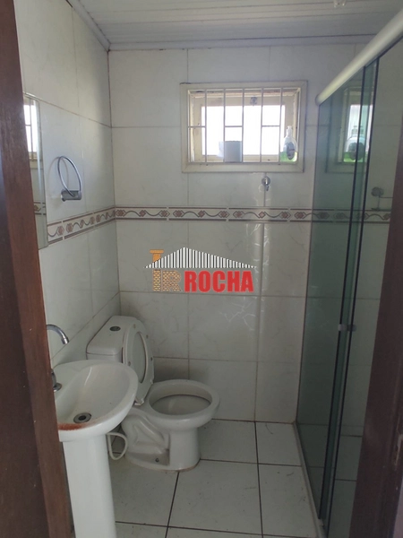 CASA COM LAJE A UMA QUADRA DO MAR!: 13ª foto da galeria de imagens do imóvel
