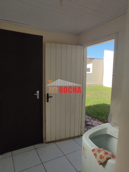 CASA COM LAJE A UMA QUADRA DO MAR!: 11ª foto da galeria de imagens do imóvel