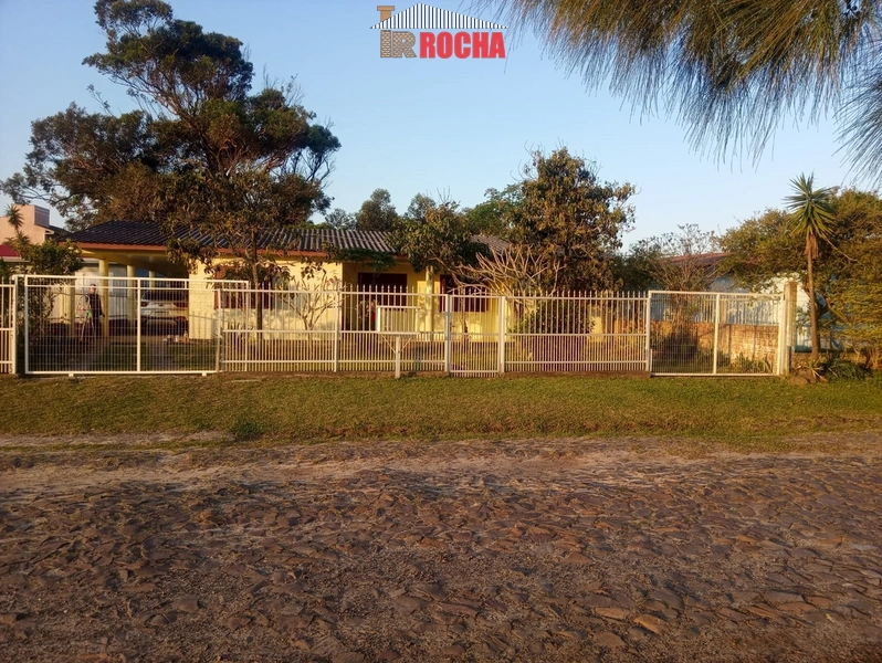 AMPLA CASA A 3 QUADRAS DO MAR EM PRAIA CURUMIM!: 3ª foto da galeria de imagens do imóvel