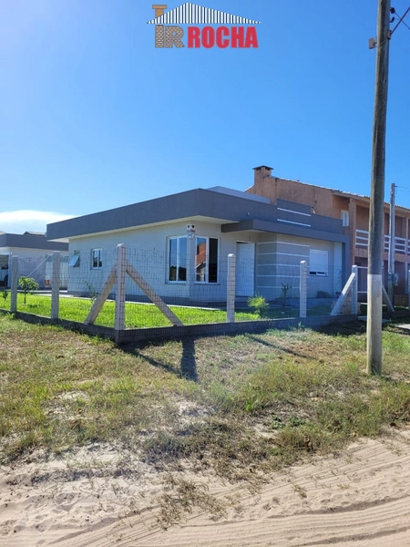 AMPLA CASA EM PRAIA DE ARROIO TEIXEIRA!: 2ª foto da galeria de imagens do imóvel