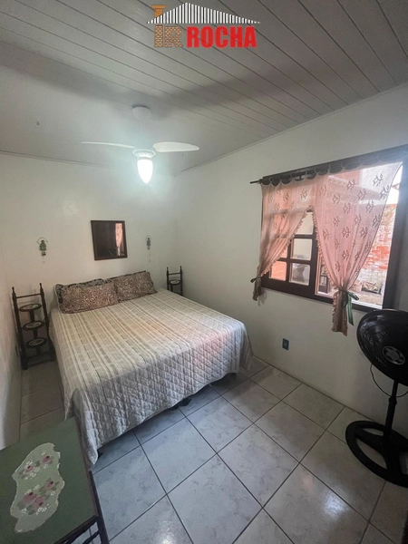 CASA DE ESQUINA COM 3 TERRENOS PRÓXIMA DO MAR!: 14ª foto da galeria de imagens do imóvel