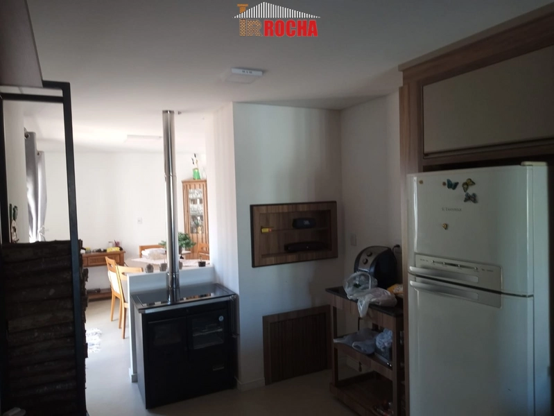CASA COM PISCINA A POUCOS METROS DO MAR!: 6ª foto da galeria de imagens do imóvel
