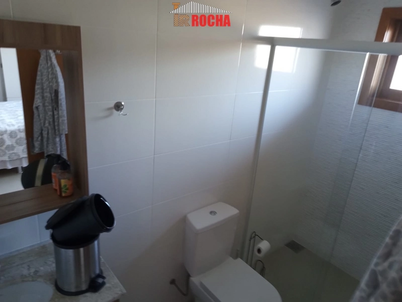 CASA COM PISCINA A POUCOS METROS DO MAR!: 11ª foto da galeria de imagens do imóvel