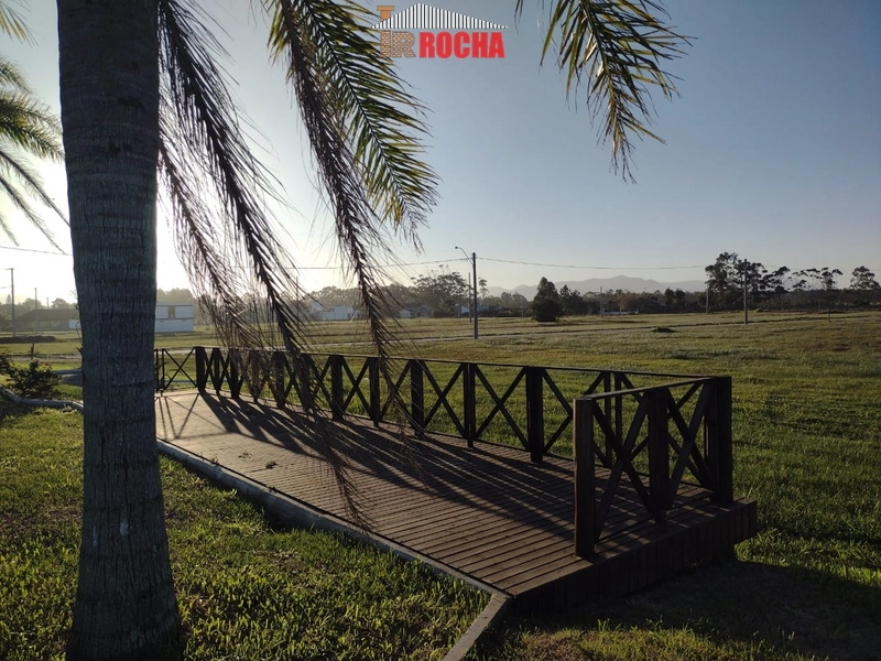 TERRENO COM LAGO EM SOLAR DO ARROIO!: 4ª foto da galeria de imagens do imóvel