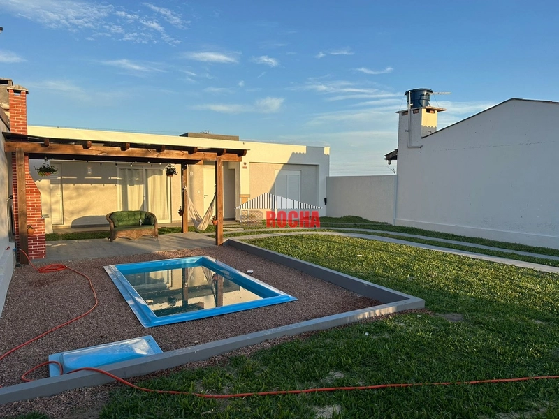 CASA COM PISCINA EM PRAIA DE ARROIO TEIXEIRA!: 18ª foto da galeria de imagens do imóvel