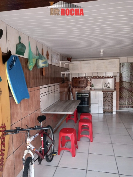 GARAGEM MOBILIADA A MEIA QUADRA DO MAR EM PRAIA DE ARROIO TEIXEIRA!: 8ª foto da galeria de imagens do imóvel