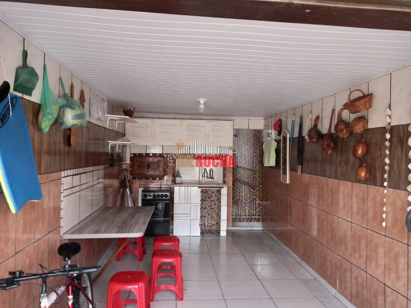GARAGEM MOBILIADA A MEIA QUADRA DO MAR EM PRAIA DE ARROIO TEIXEIRA!: 13ª foto da galeria de imagens do imóvel