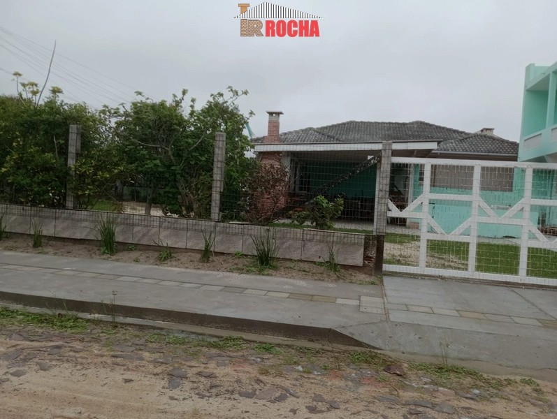SOBRADO COM LAJE EM PVC DE ESQUINA EM PRAIA DE ARROIO TEIXEIRA!: 30ª foto da galeria de imagens do imóvel