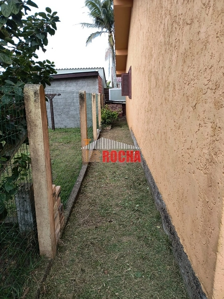 CASA COM LAJE EM PRAIA DE ARROIO TEIXEIRA!: 7ª foto da galeria de imagens do imóvel