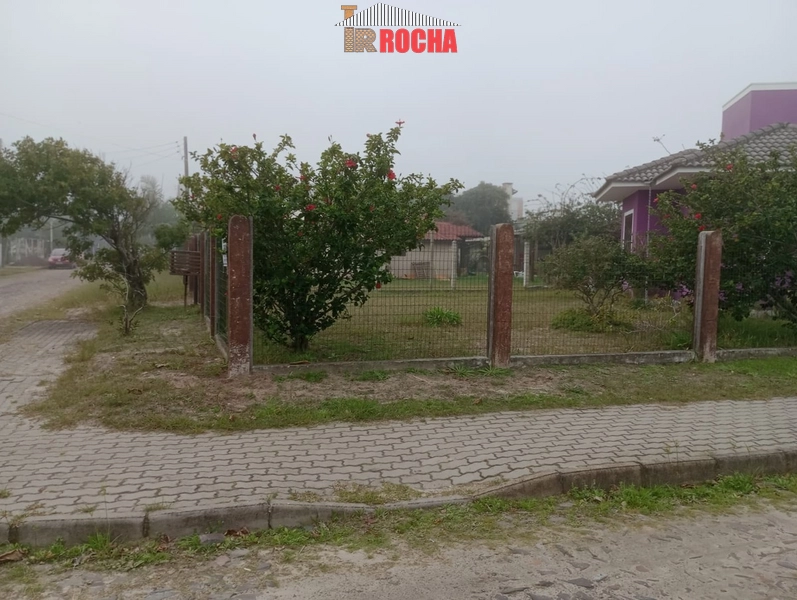 CASA DE ESQUINA COM LAJE EM PRAIA DE ARROIO TEIXEIRA!: 6ª foto da galeria de imagens do imóvel