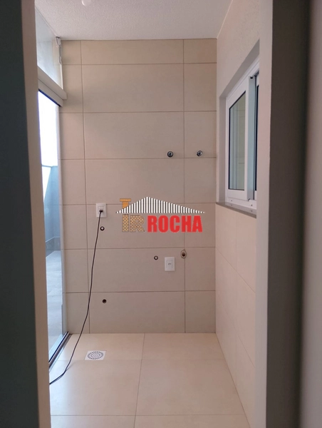 CASA COM LAJE DE ESQUINA EM PRAIA CURUMIM!: 15ª foto da galeria de imagens do imóvel
