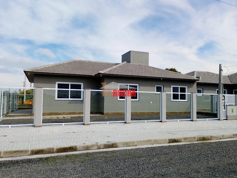 CASA COM LAJE DE ESQUINA EM PRAIA CURUMIM!: 2ª foto da galeria de imagens do imóvel