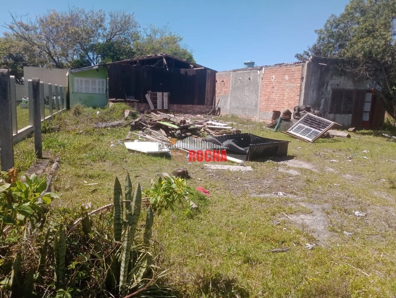 TERRENO COM CONSTRUÇÃO P/INVESTIMENTO: 1ª foto da galeria de imagens do imóvel