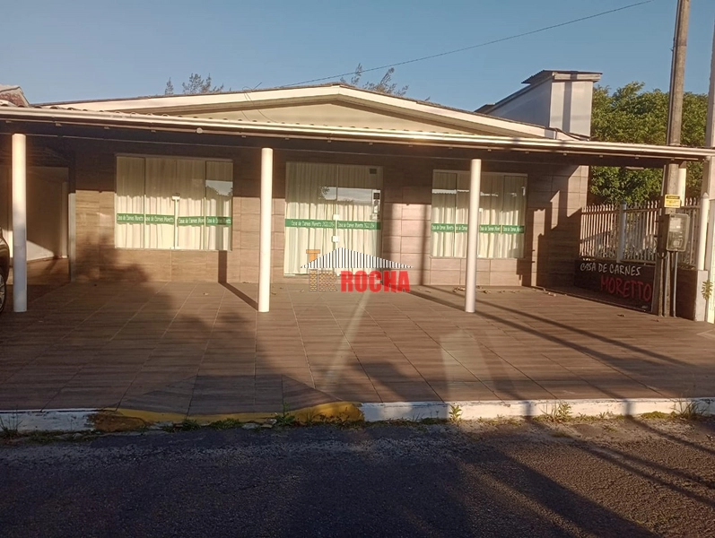 CASA COM PONTO DE COMÉRCIO EM PRAIA ARROIO TEIXEIRA RS!: 1ª foto da galeria de imagens do imóvel