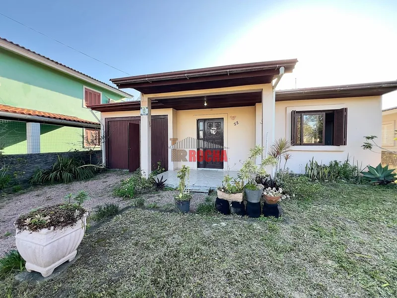 CASA MOBILIADA EM PRAIA DE CURUMIM