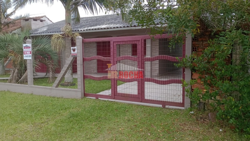 CASA PRÓXIMA AO MAR EM PRAIA DE ARROIO TEIXEIRA!