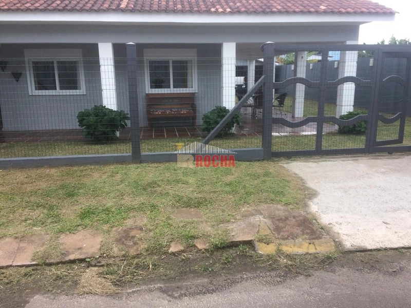 CASA EM PRAIA DE ARROIO TEIXEIRA 50 METROS DO MAR!: 34ª foto da galeria de imagens do imóvel